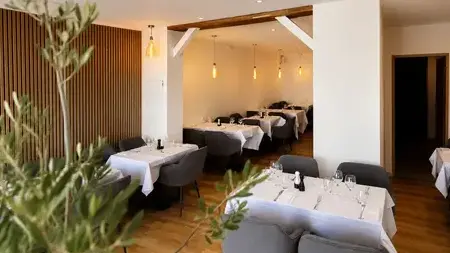 bar lounge à Changé - image 3